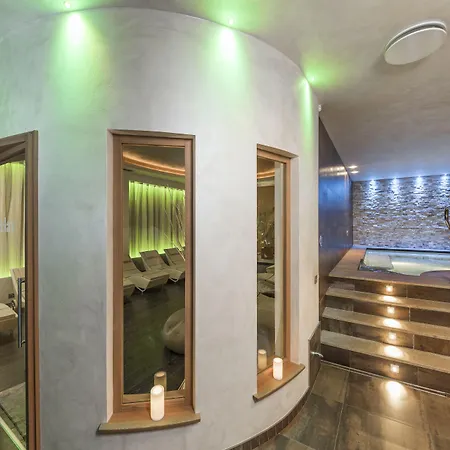 La Maison Wellness & 호텔