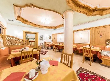 Hotel La Maison Wellness & Alleghe