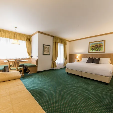 Hotel La Maison Wellness & 4*