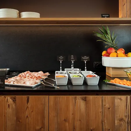 La Maison Wellness & Hotel Alleghe