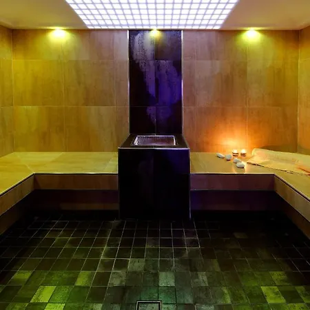 La Maison Wellness & 4*