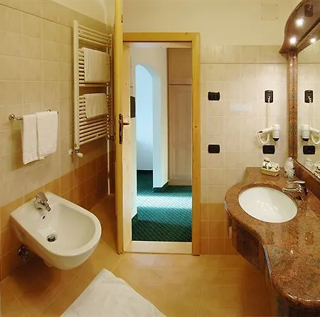 La Maison Wellness & Hotel Alleghe