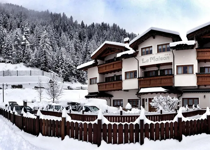 La Maison Wellness & 4* Alleghe